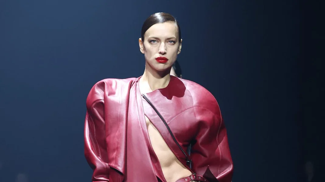 Irina-Shayk-Mugler-PFW-3